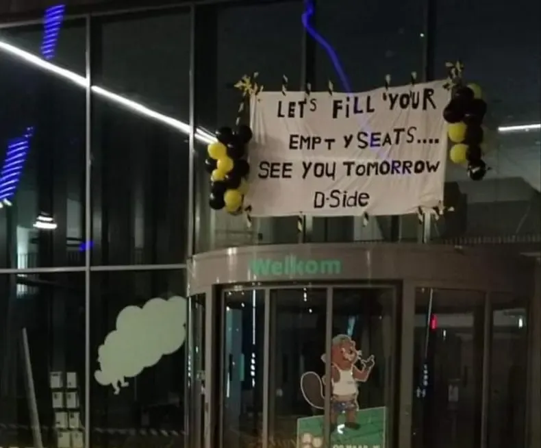 Lekkere wedstrijden, geweldige D-side! 1 20220305 Spandoek Dalto D-side