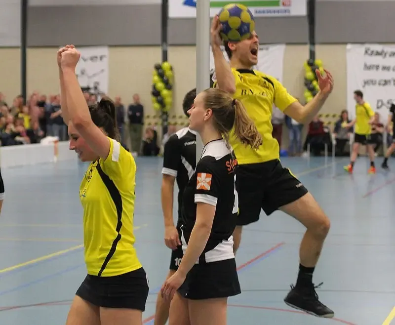 In het AD van maandag 20 maart 2017 1 Dalto-KCC in het AD