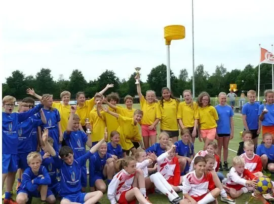 De Vuurvogel groep 8 wint Provinciaal Schoolkorfbaltoernooi 2 20170610-dalto-prov-schoolkorfbaltoernooi-02