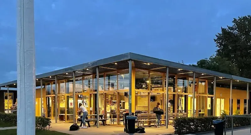 Clubhuis Dalto Uitgelicht - Dalto/Klaverblad Verzekeringen - Korfbal - Driebergen