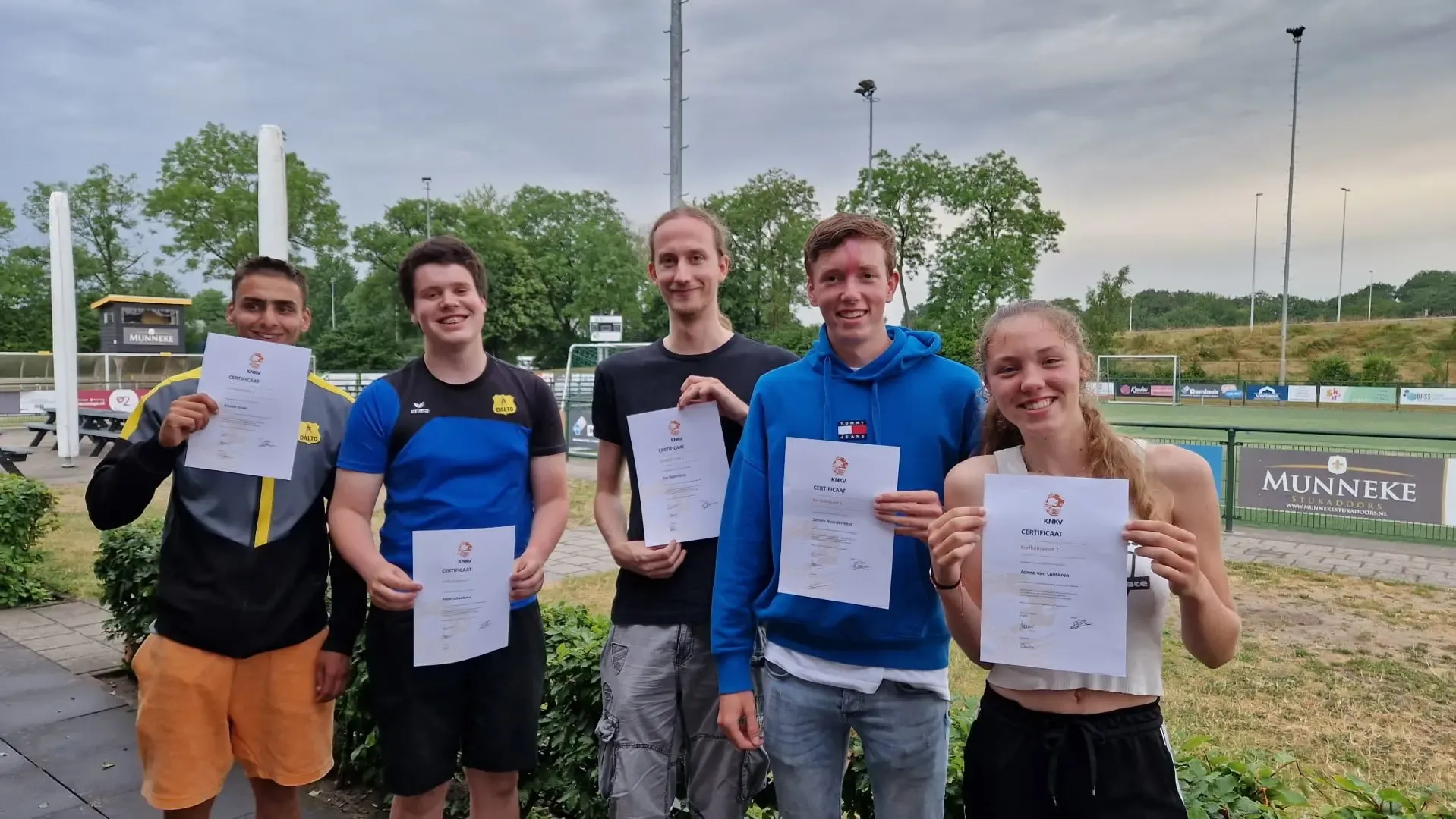 Vijf geslaagde KT2'ers! 1 Geslaagden KT2