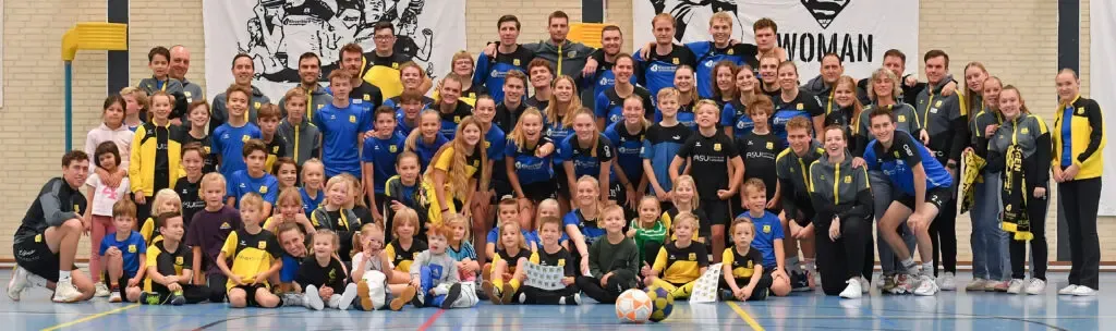 Veel plezier op gezellige fandag Dalto/Klaverblad Verzekeringen! 1 dalto 35 - Dalto/Klaverblad Verzekeringen - Korfbal - Driebergen