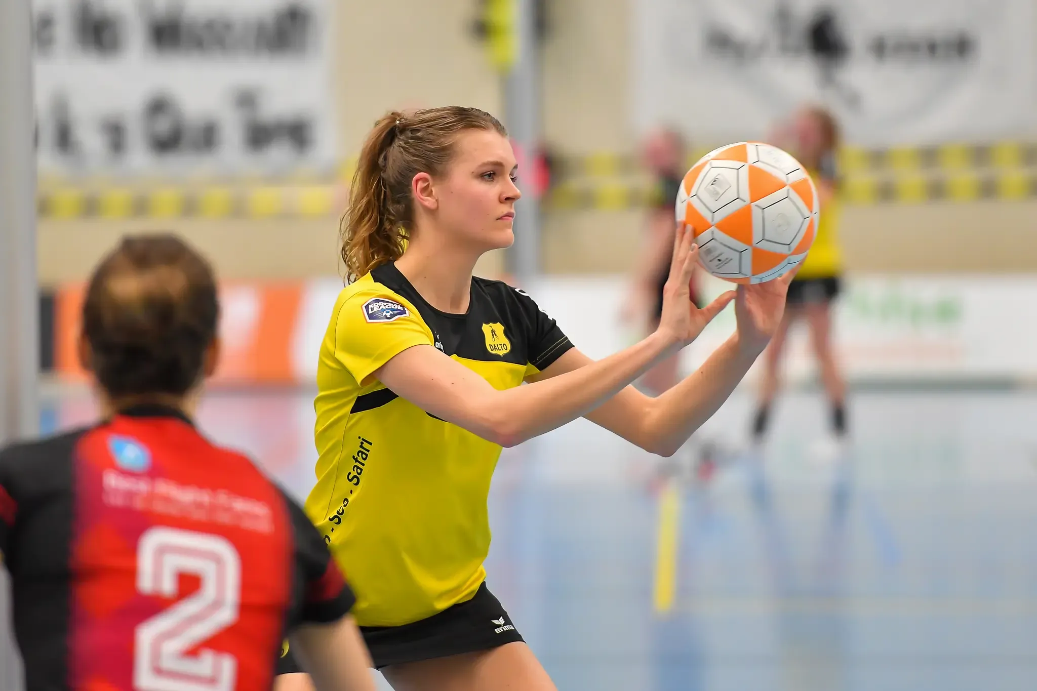 In het AD: dalto awdtv fenna 3 - Dalto/Klaverblad Verzekeringen - Korfbal - Driebergen