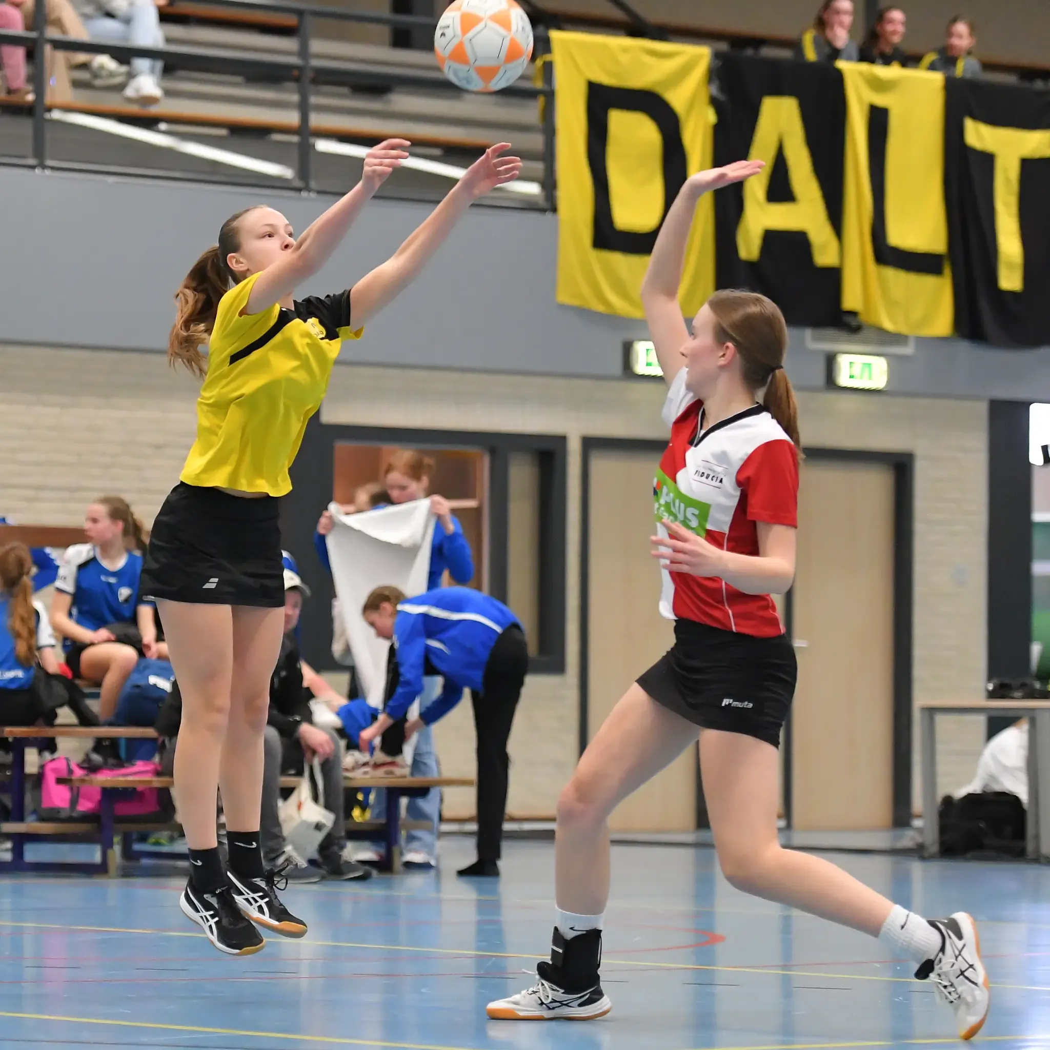 Dalto/Klaverblad Verzekeringen B2 kampioen 004