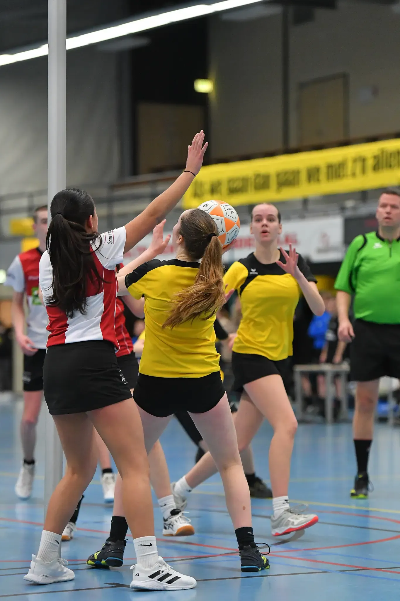 Dalto/Klaverblad Verzekeringen B2 kampioen 009