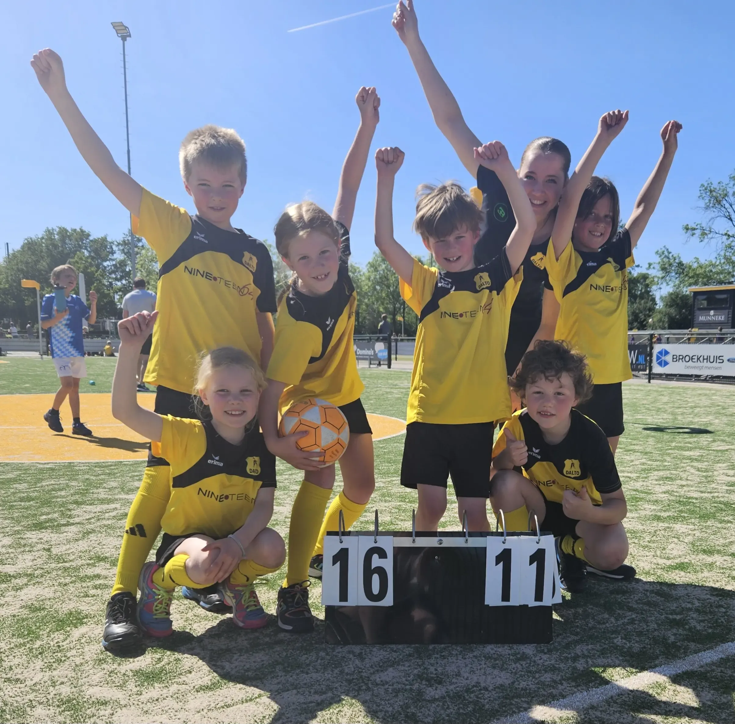 1000074798 166de72428233b261d5b2c75a0448b0e